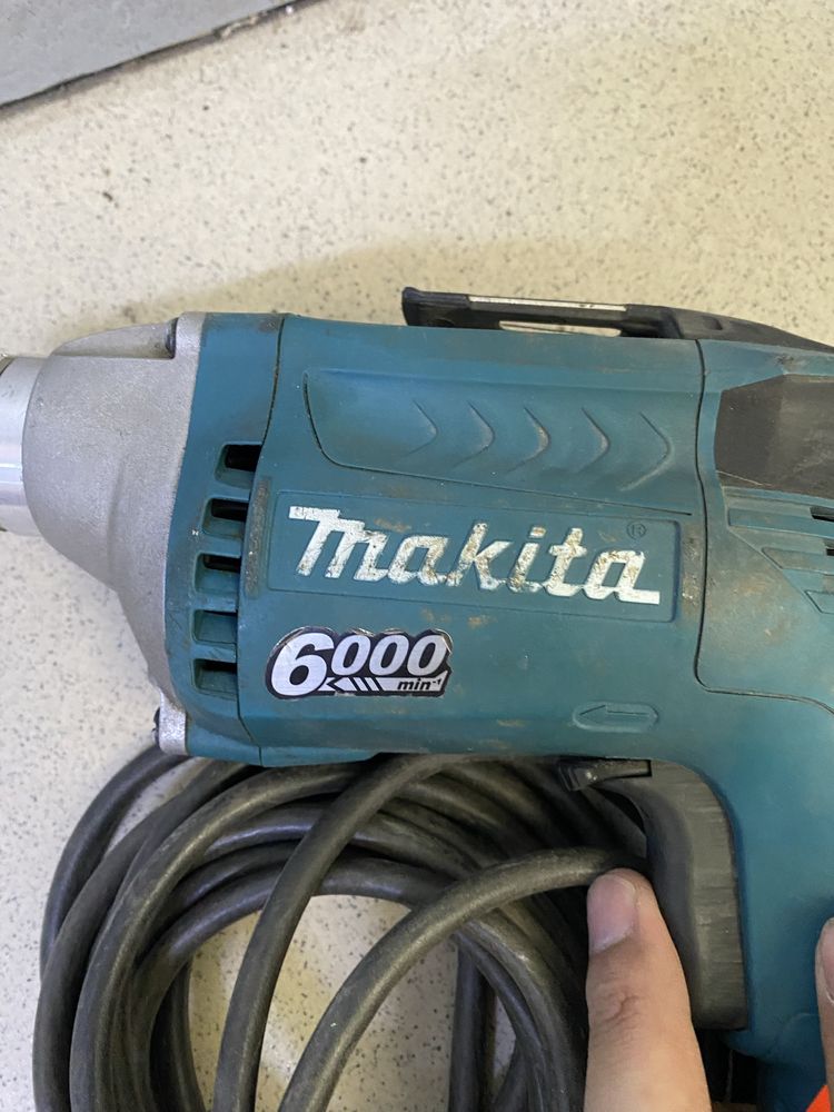 Шуруповерт Makita FS6300 | Брат Маркет