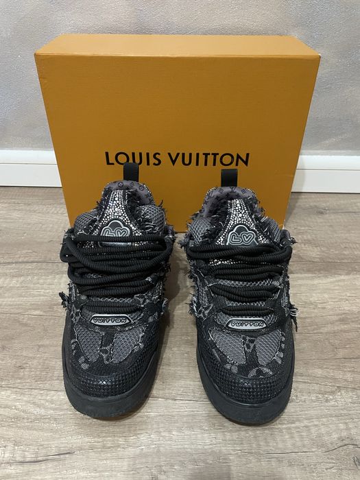 lv skate swarovski
