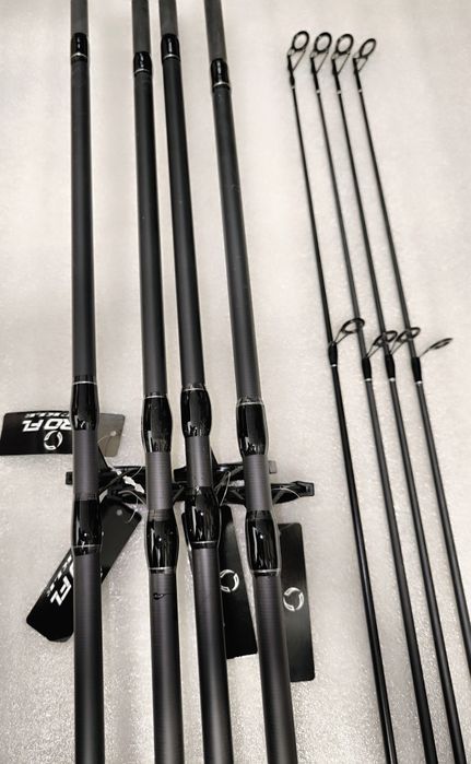 SET 4 Lansete FL LEGEND CARP 3.60 m 3.75 Lbs 2 tronsoane