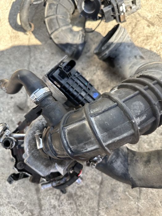 Две турбини Garrett турбо компресор Audi A8 4.2tdi D4 Д4- лява и дясна