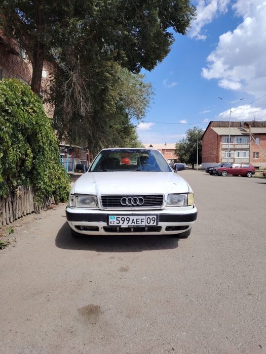 Продам Audi 80 B4