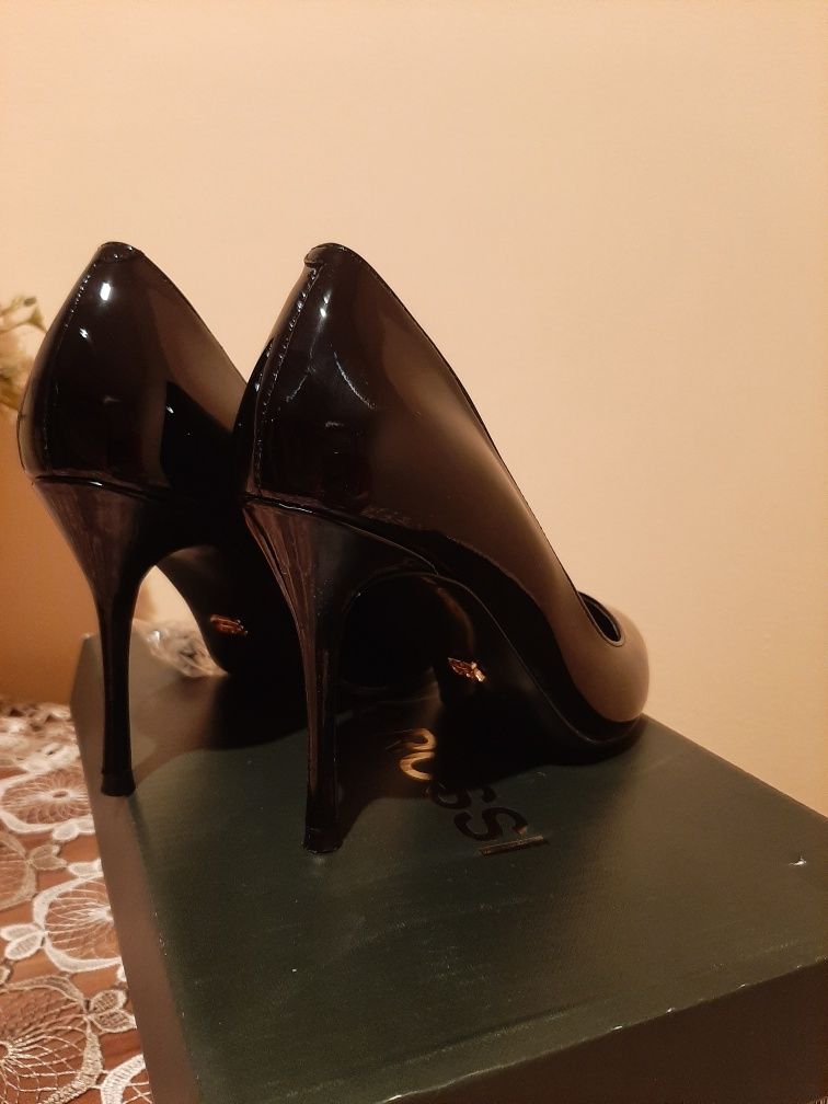 Pantofi stiletto GINO ROSSI