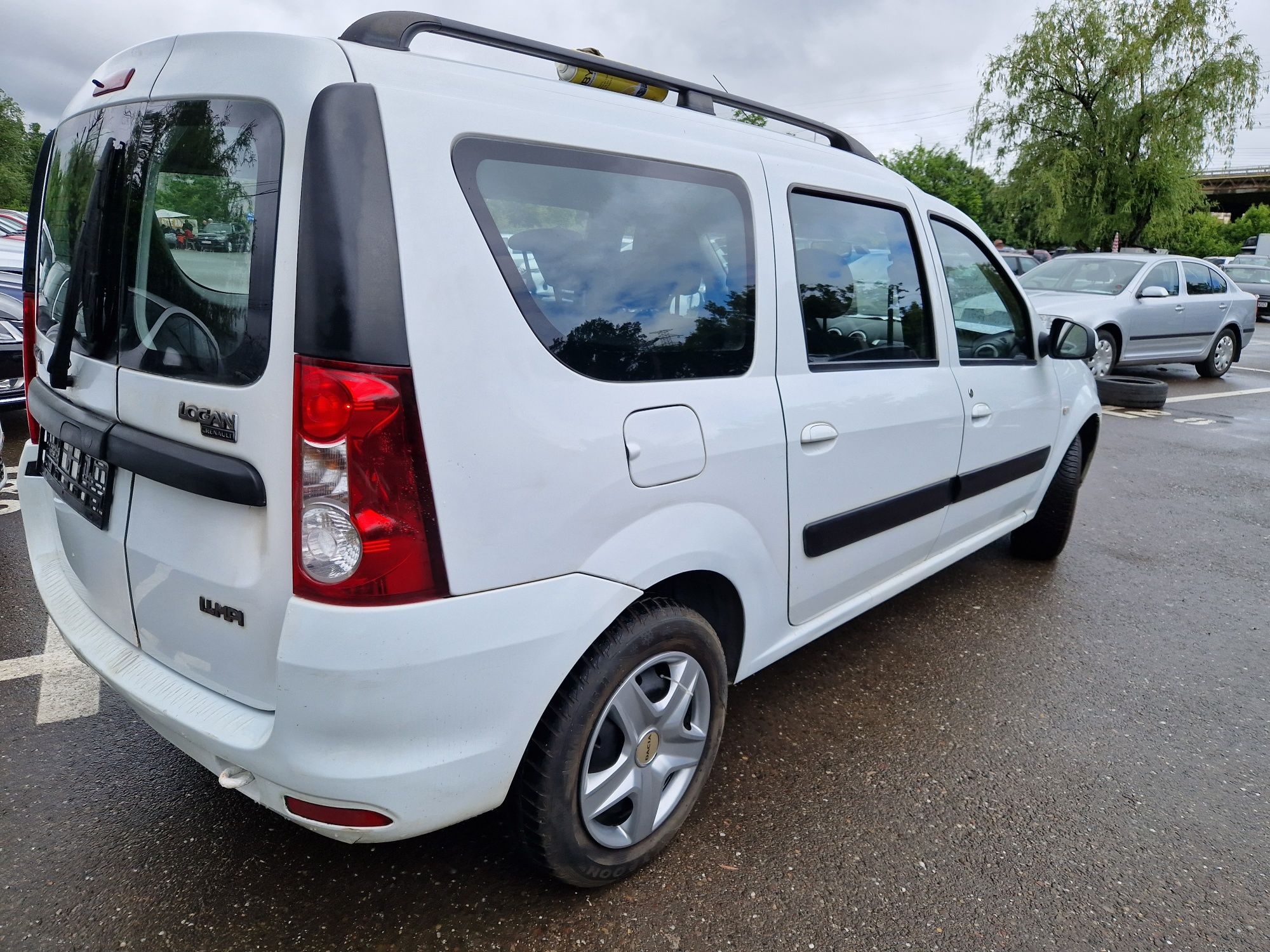 Dacia logan mcv 2010 benzina laureate full.