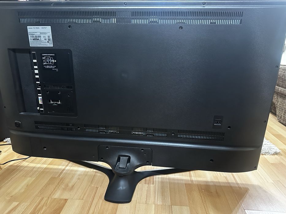 Tv Samsung UE 50MU6102K