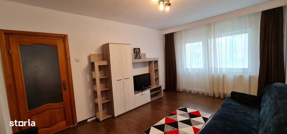 2 camere, zona Spital / Sc. 2, direct proprietar, parcare