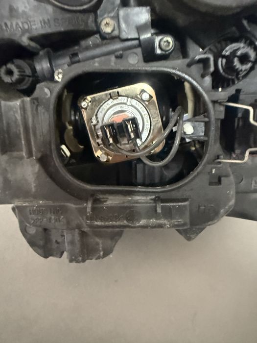 оригинални фарове за Opel Meriva