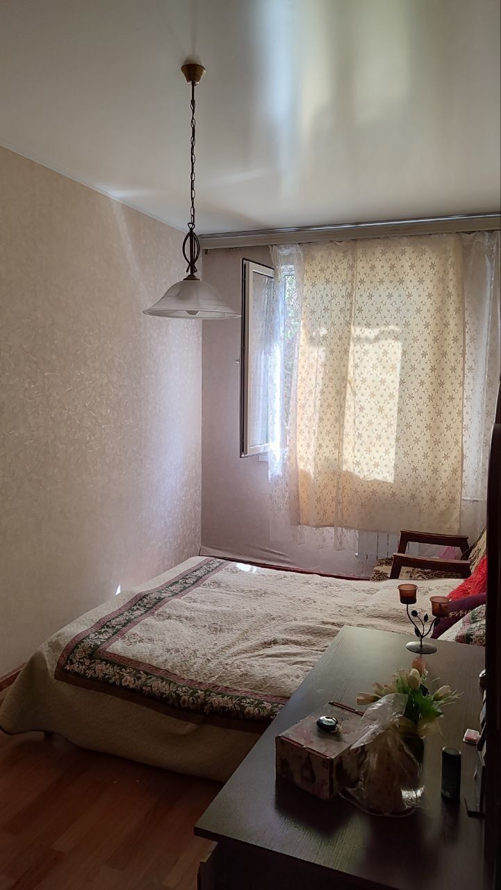 Продаётся Чиланзар 12 4комн.