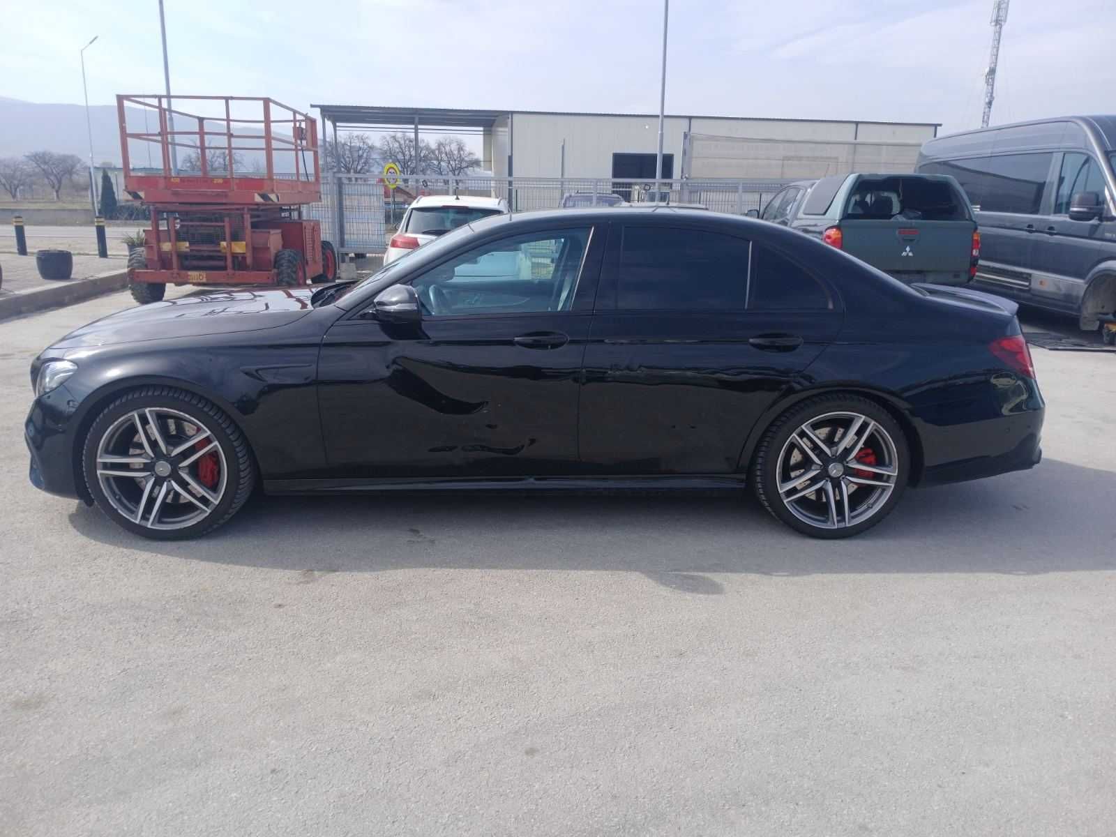 Mercedes-Benz E 63 AMG S 4Matic+