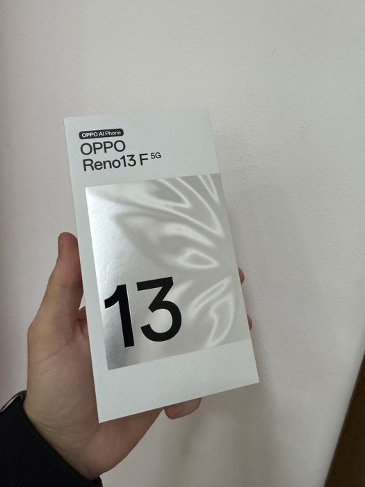 Oppo Reno 13 F 5G 256gb 8GB Ram black nou