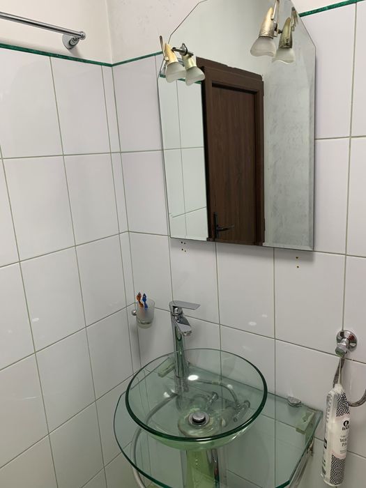 Chiuveta baie sticlă
