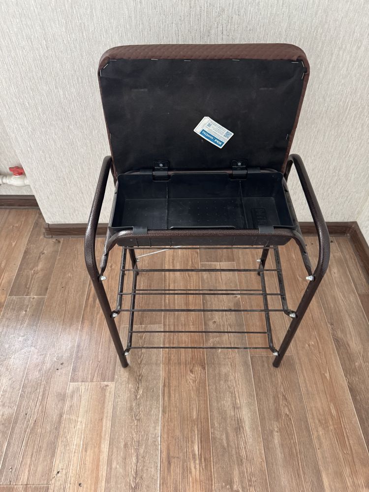 Продам обувницу