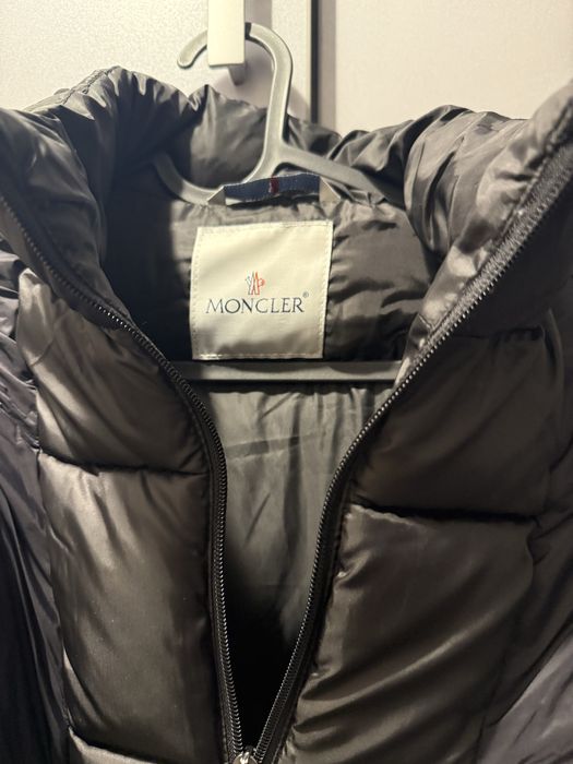 Дамско зимно яке MONCLER - размер М, черно, чисто ново, неупотребявано