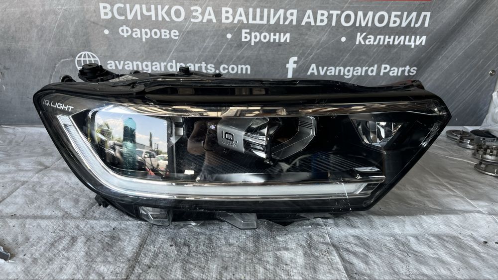 Ляв и десен фар VW T-Roc 2022