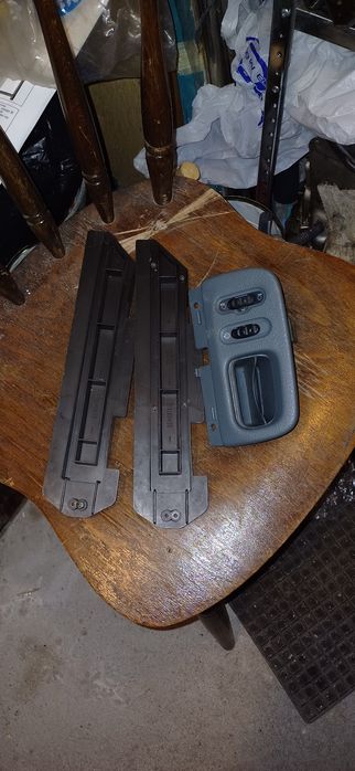 Продавам части за Рено Сценик