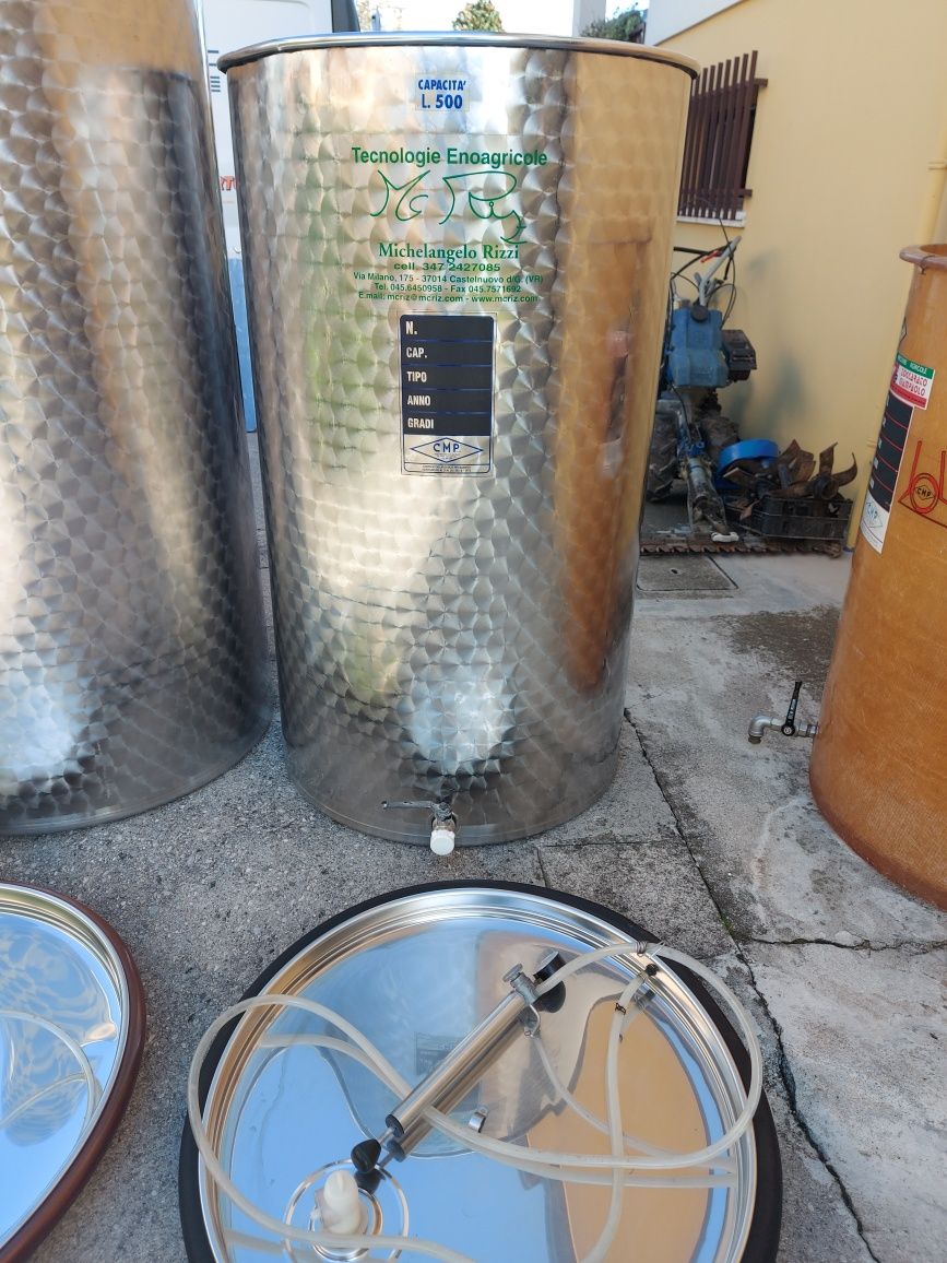 Butoi inox 500 litri  pt. vin