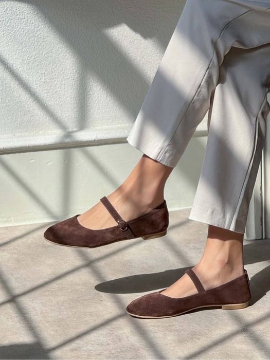 Продаю Замшевые балетки новые