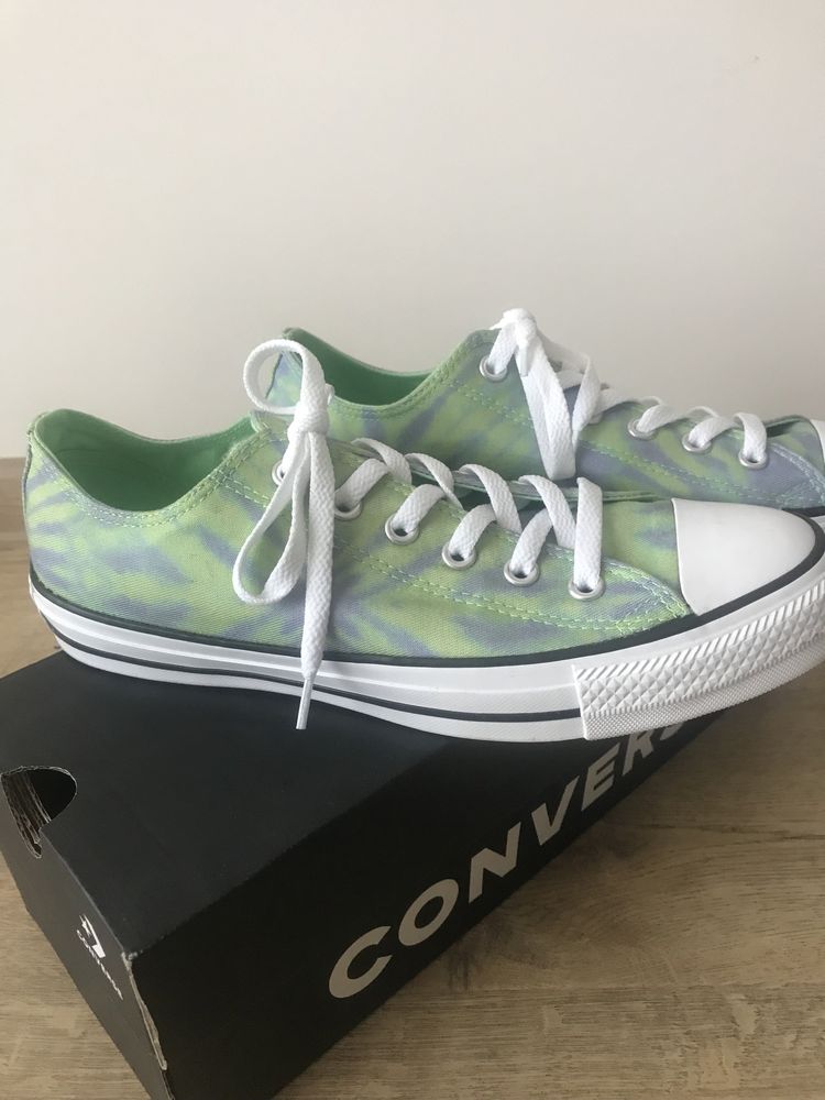 Converse, mărimea 41