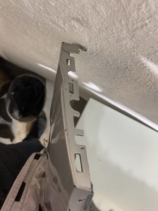 Bara Fata Dacia Logan 3