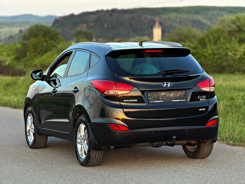 HYUNDAI IX35 2.0 D 4x4 EURO 5 Impecabil Adus recent !