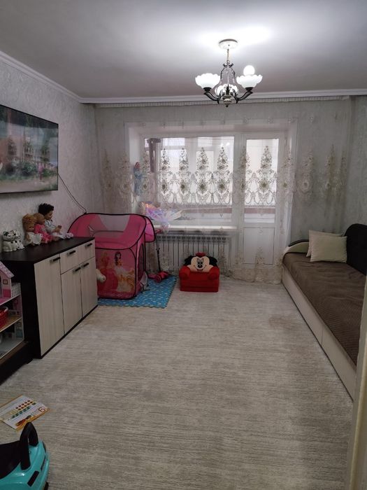 Продам 4х комнатную квартиру