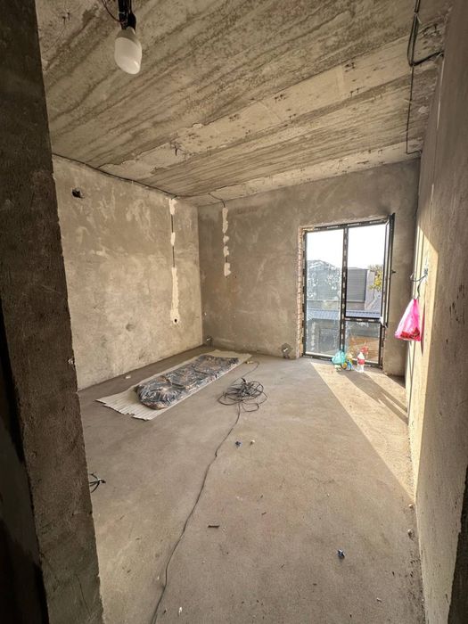 Продается Коробка Дом Хасанбой Юнусабад 1,8 Соток 80% Готова