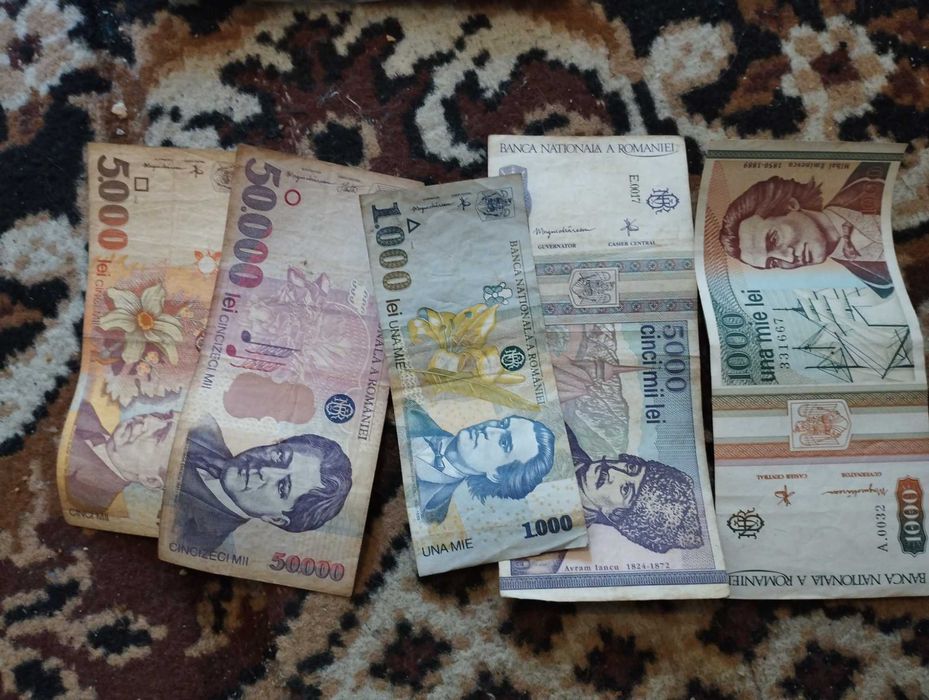 Monede și bancnote vechi