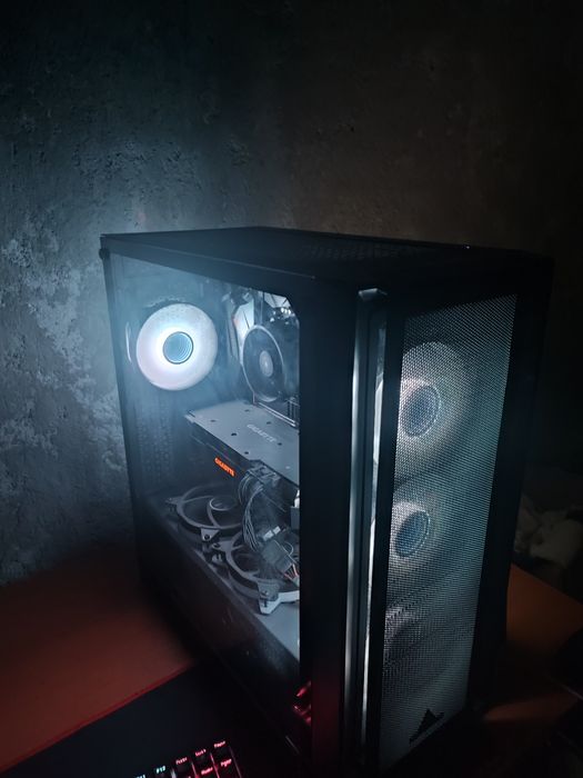 Vând R5 3600 Rx 5700xt (rtx 3060)