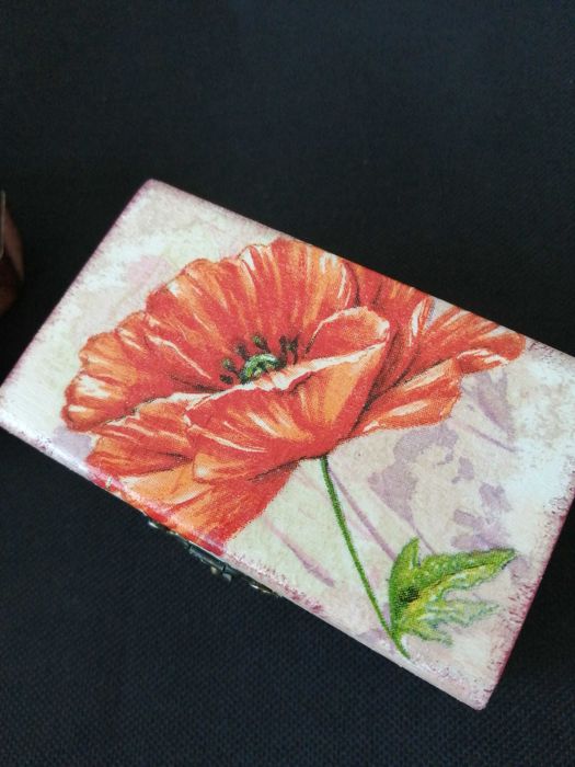 Doua cutii din lemn si ipsos pictate metoda servetelului decoratiuni