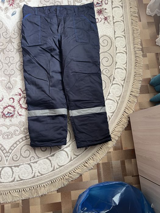 Продам спец одежду и обувь , не дорого !