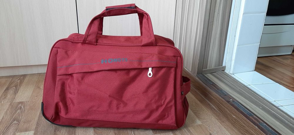 Сумка дорожная б/у состояние отличное