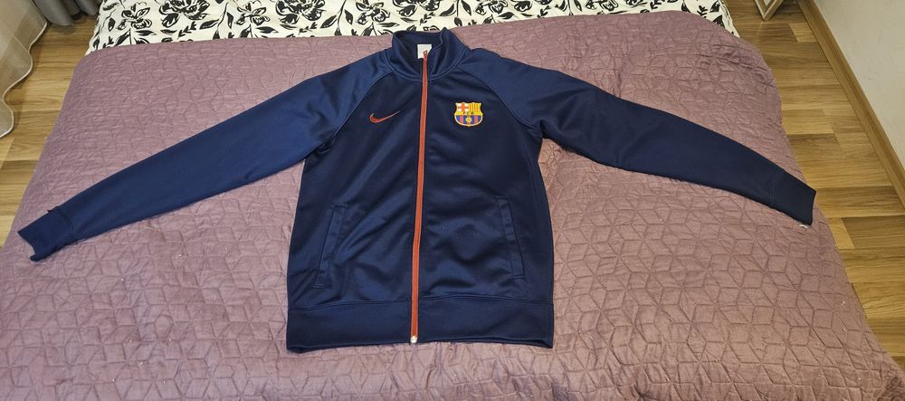 Горници на Barcelona и Bershka