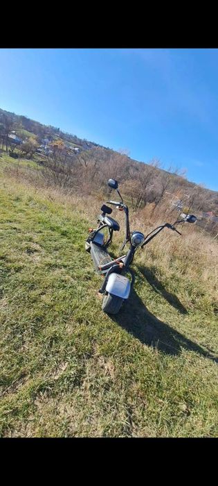 Vănd scuter mini harley