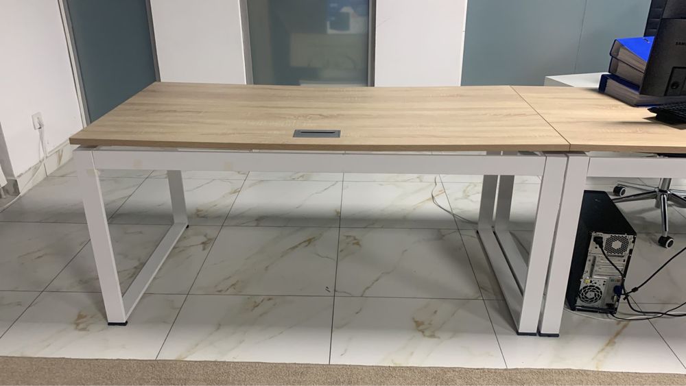 Продаю офисные столы, компьютерные кресла в комплекте, 6 столов и 6 оф