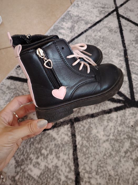 Обувчици различни размери