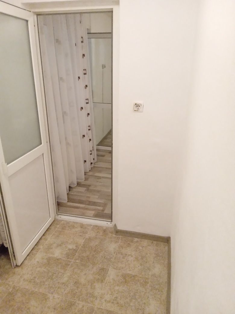 Garsonieră de vânzare