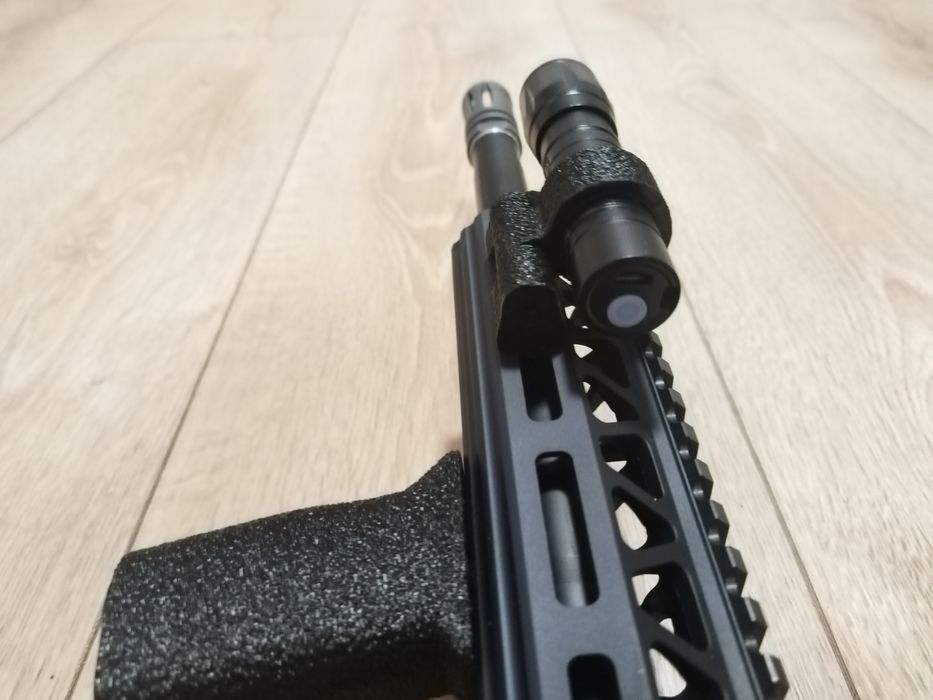 Еърсофт / Airsoft монтаж за фенер (3D Print)