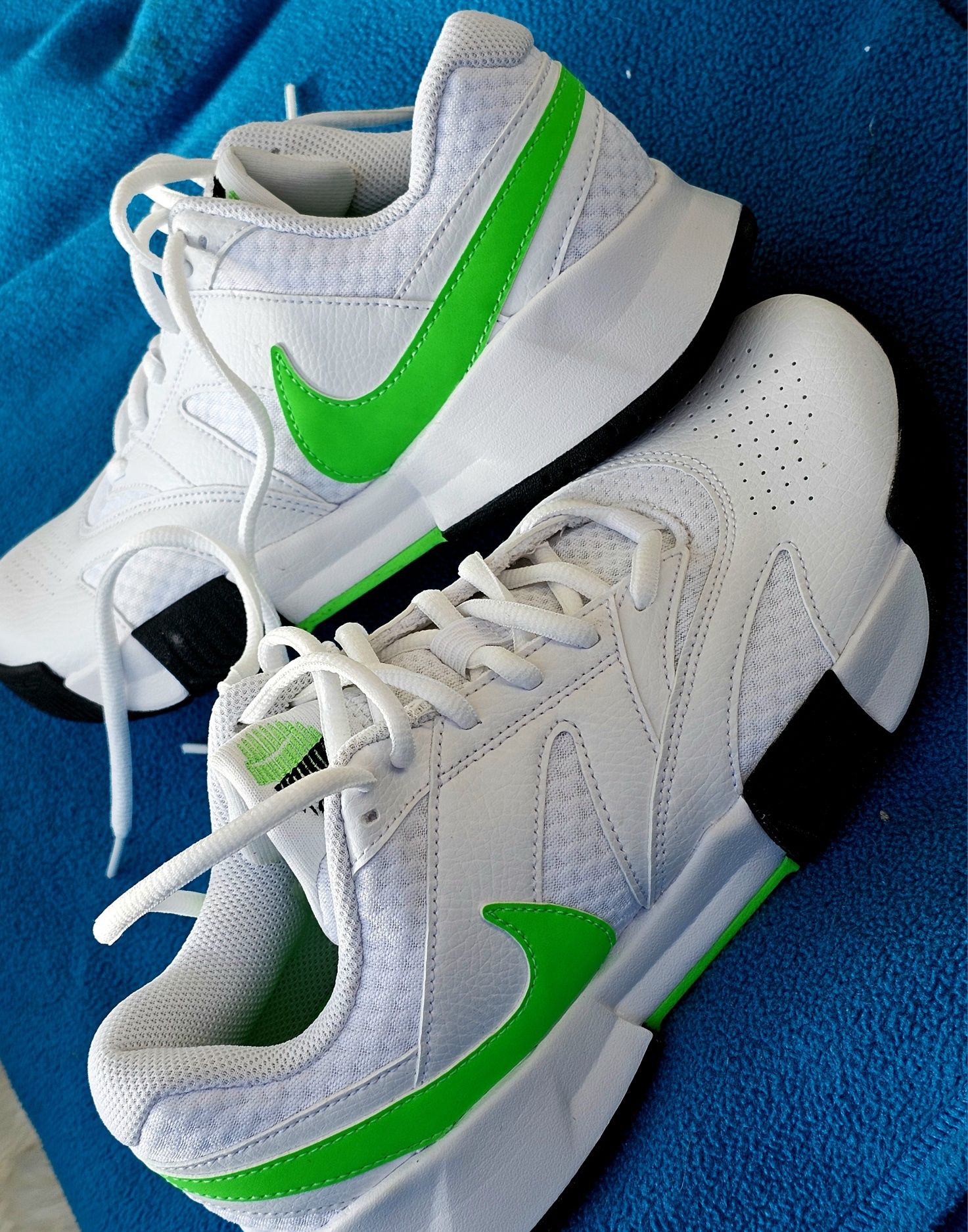 Nike Court Lite 4 оригинални дамски сникърси 38,5