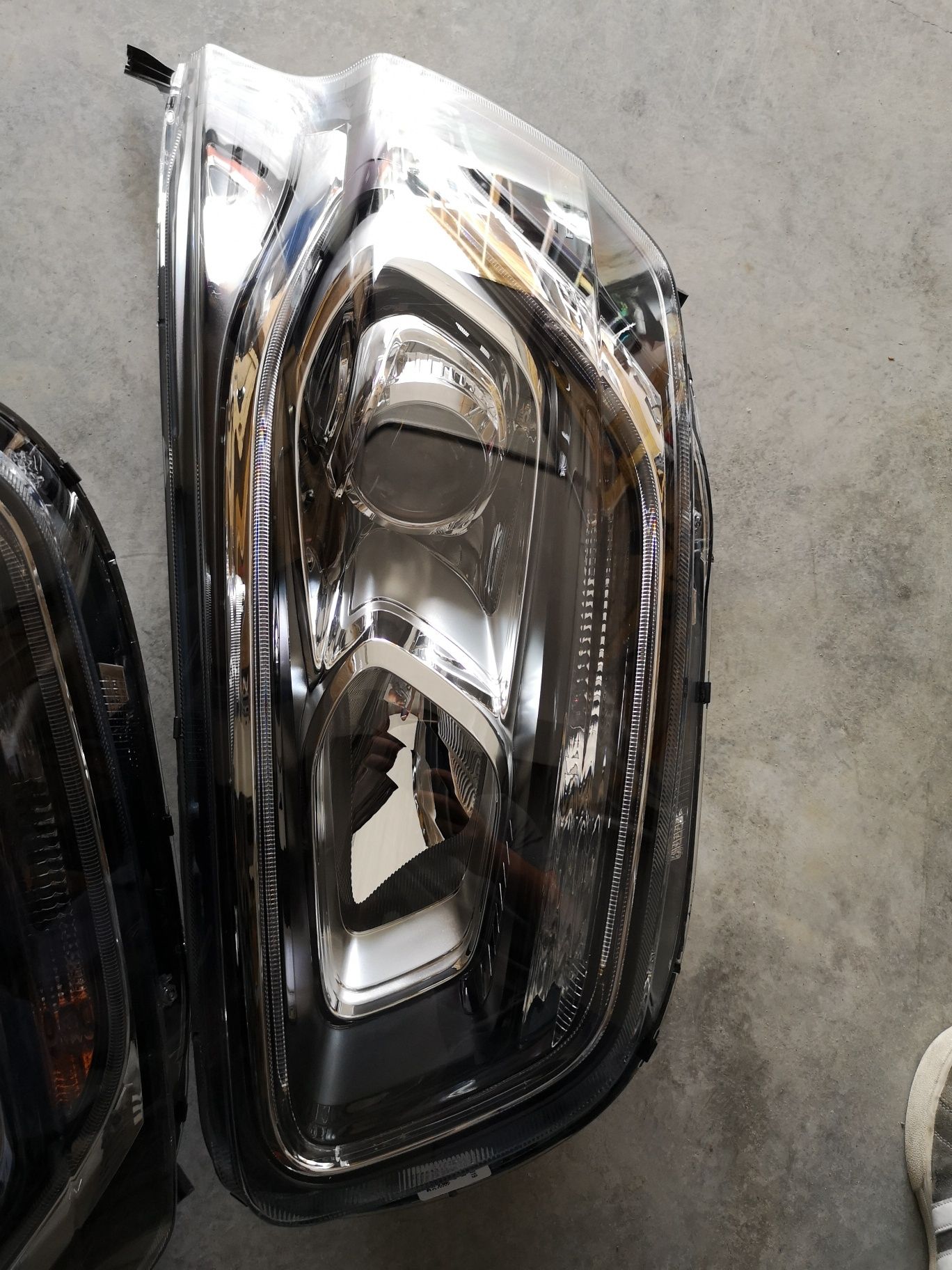 Far faruri complete lumina de zi led ford  custom 2019 europa