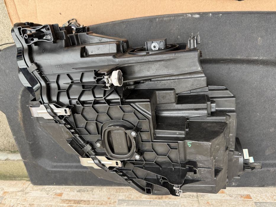 Far bmw g14 M8 laser dreapta