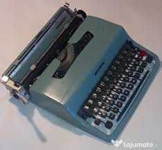Masina de scris germana Triumph   anii 60-70,functionala,