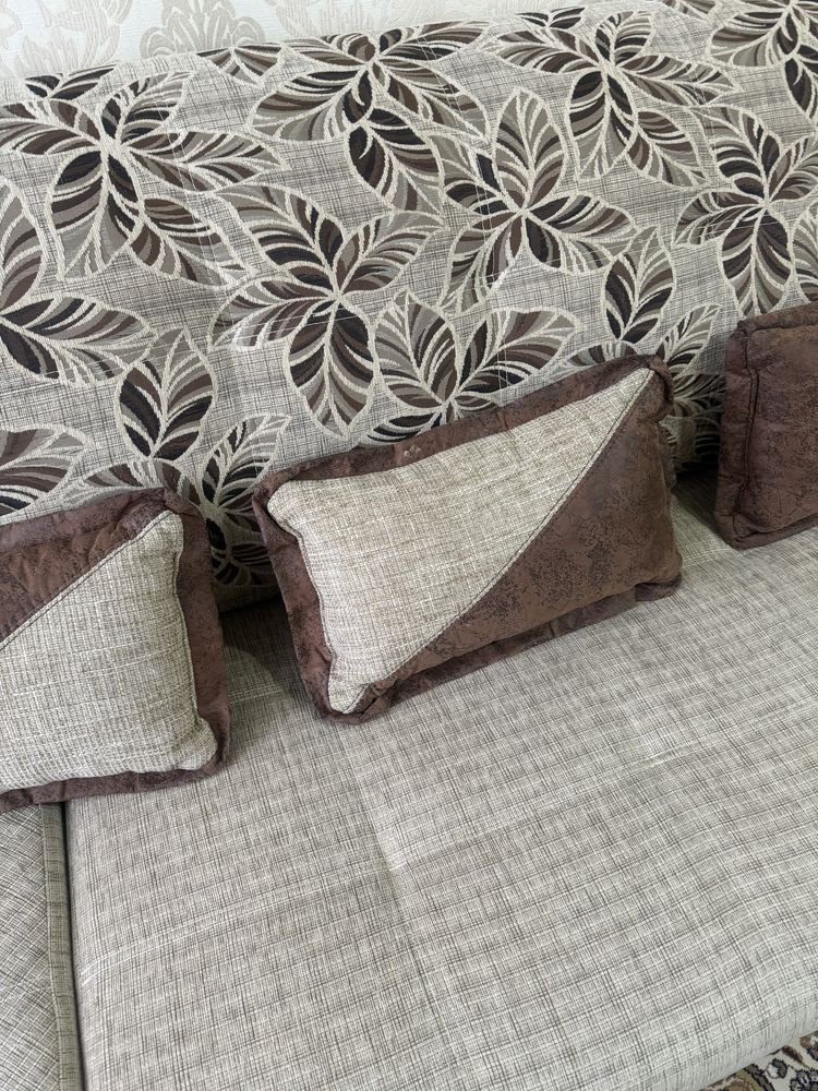 Продам диван, состояние хорошее