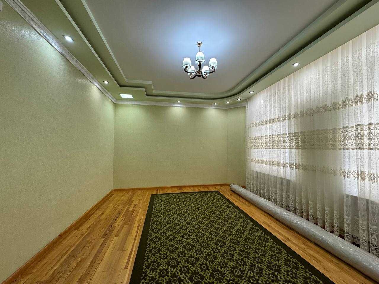 Tayyor 6 sotiqli hovli sotiladi.