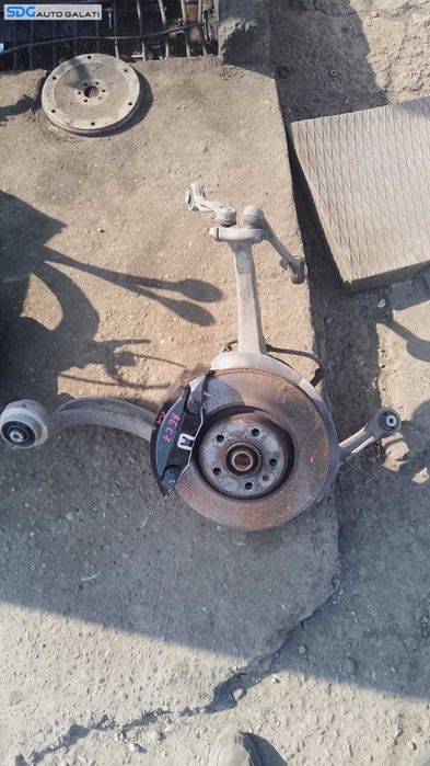 Fuzeta Dreapta Fata cu Rulment Audi A6 C7 3.0 TDI 2011 - 2018 [V0187]