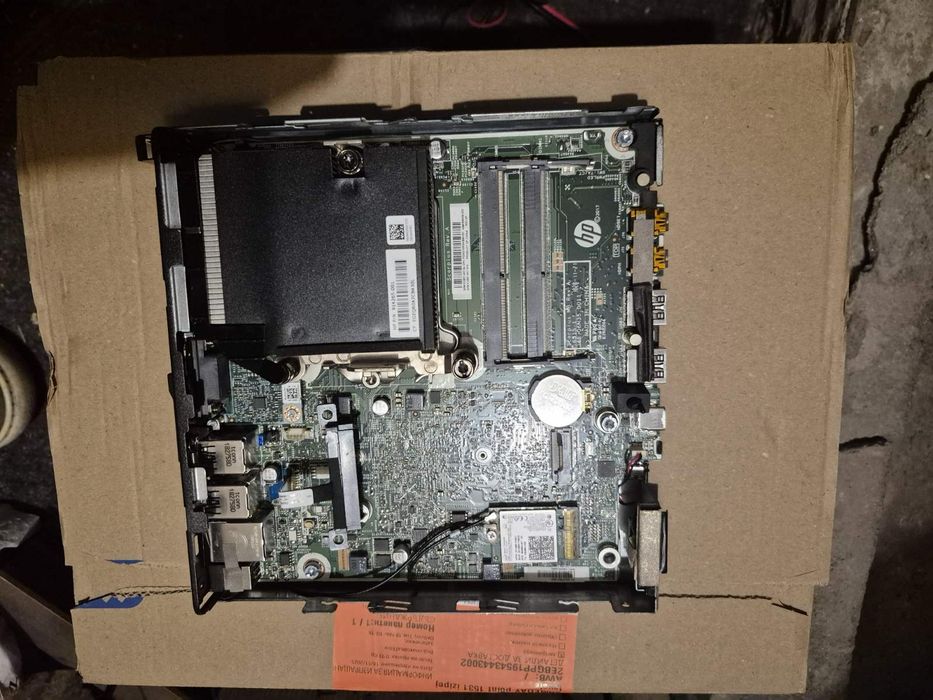 2 броя Mini PC HP (Prodesk 600 G2 и G3) неработещи за части