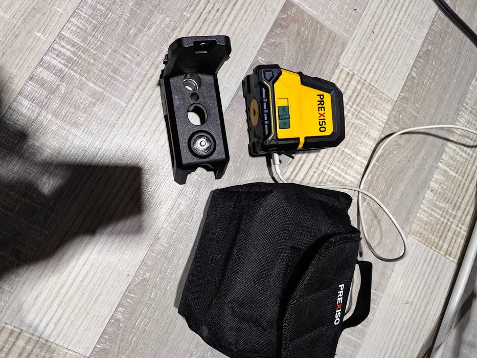 линеен лазерен нивелир