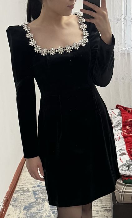 Платья одевала только 1раз