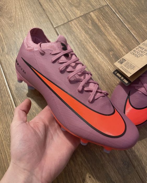 Ghete de fotbal nike