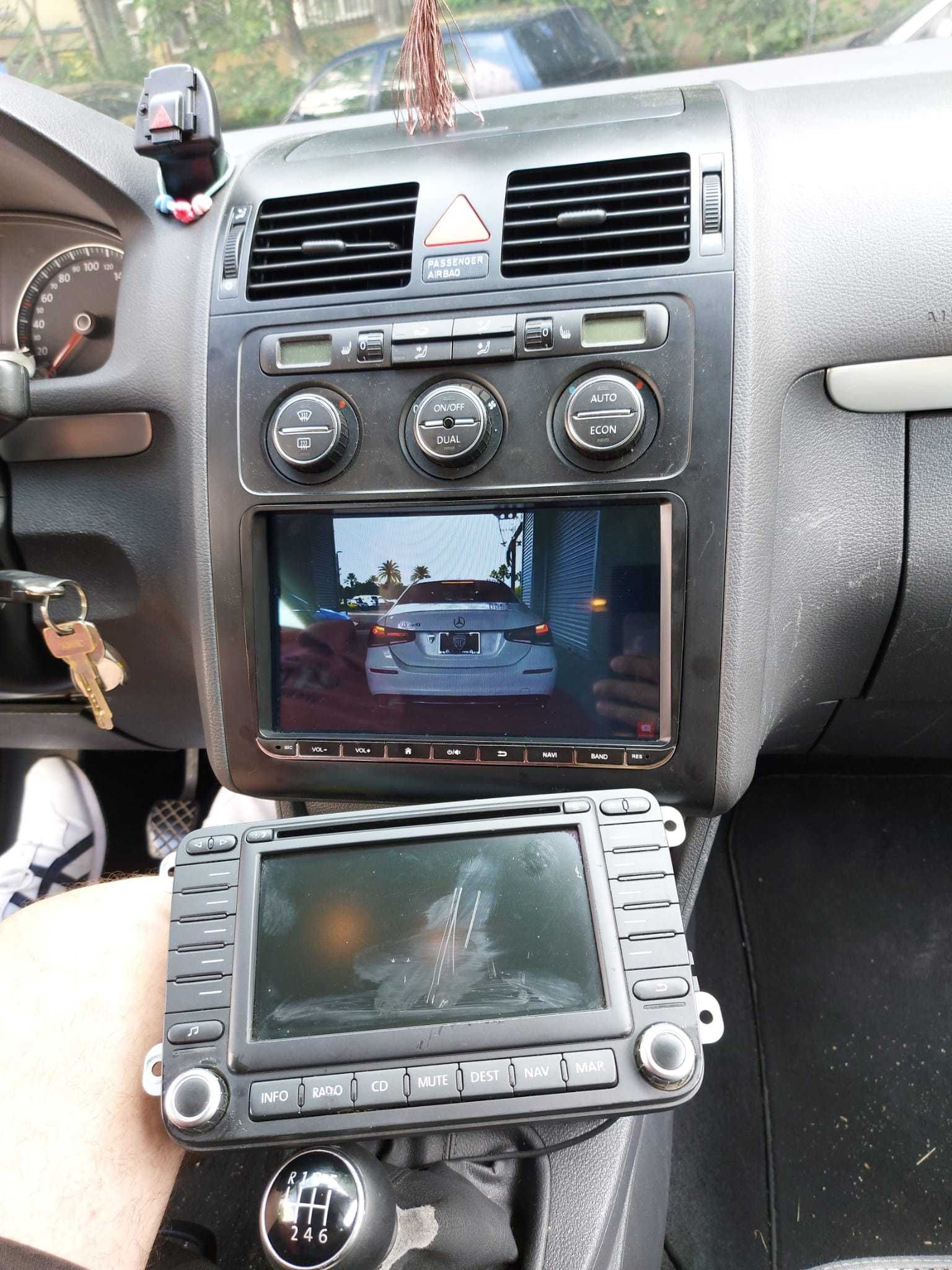 Navigatie Android 4 GB Passat Golf Waze YouTube GPS BT