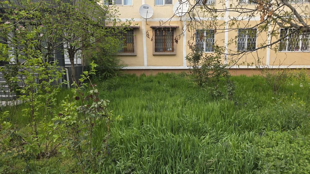 Продаётся  квартира под бизнес