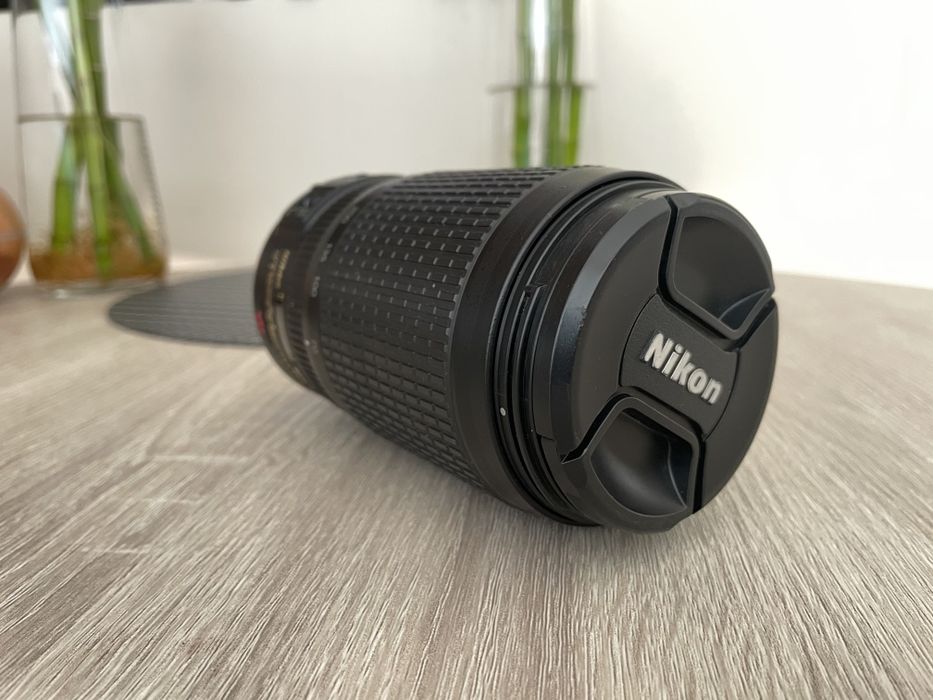 Obiectiv Nikon 70-300mm f4.5-5.6 AF-S VR